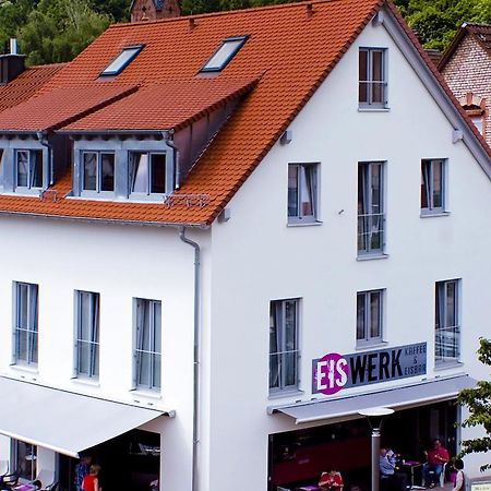Gaestehaus Eschers Eiswerk Annweiler am Trifels Exterior photo