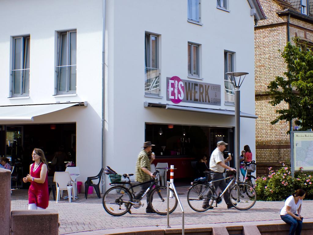 Gaestehaus Eschers Eiswerk Annweiler am Trifels Exterior photo
